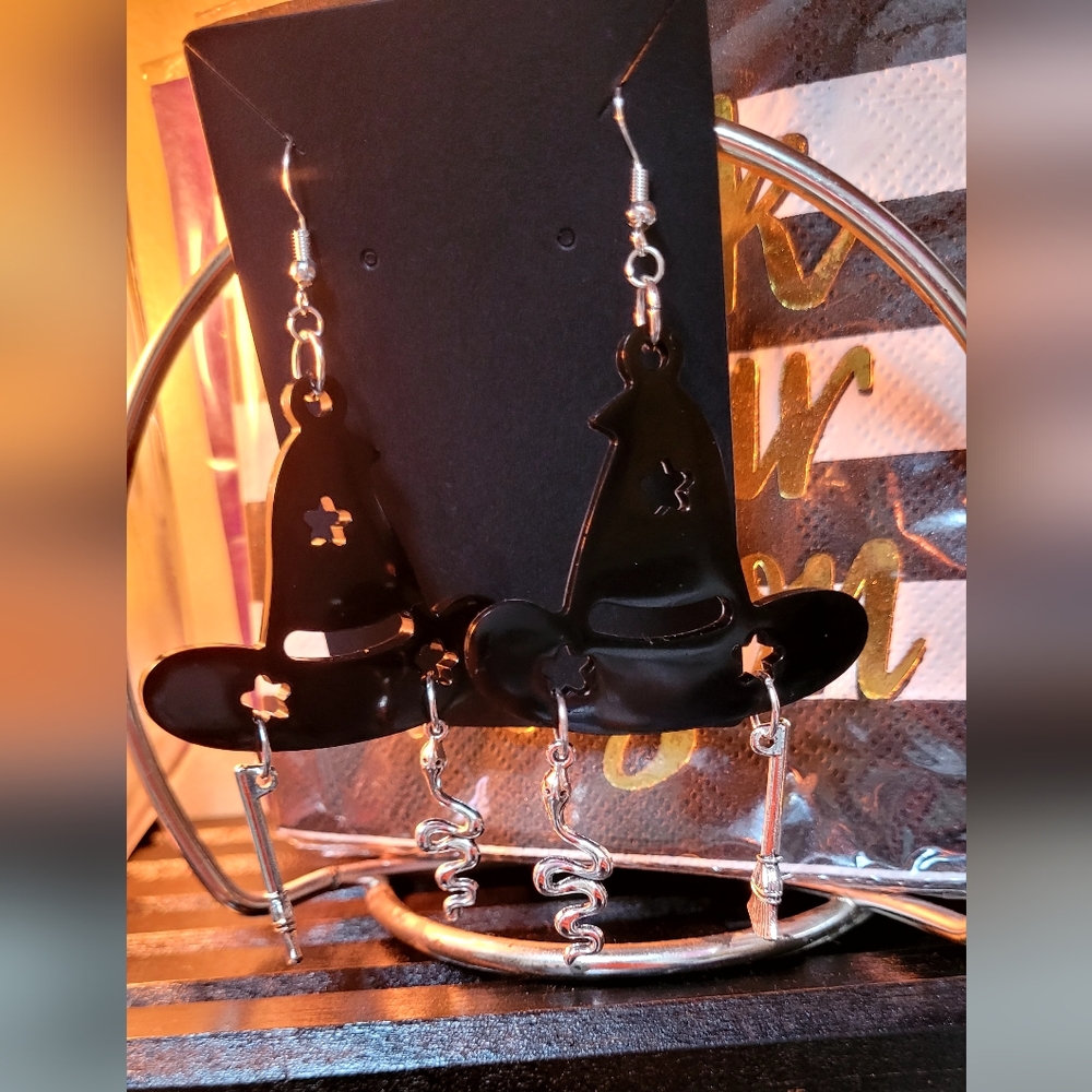 Handmade witch hat earrings